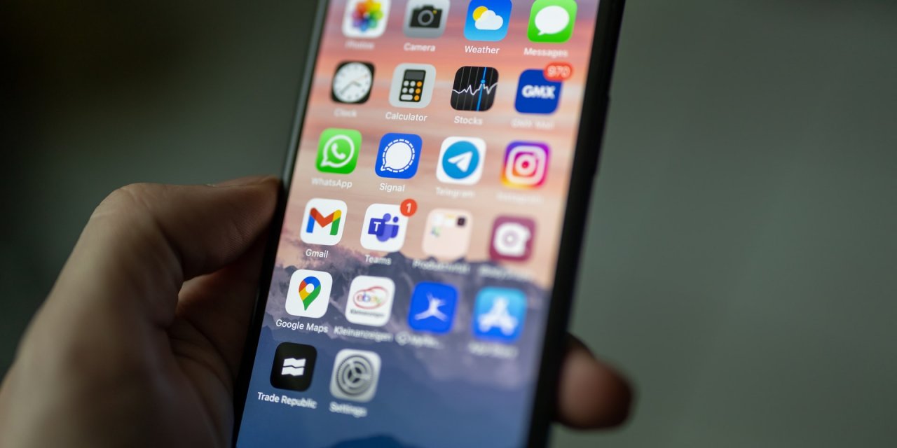WhatsApp'ta hala kullanmayı bilmeyenler var! Kendi kendinize bakın nasıl mesaj atılıyor
