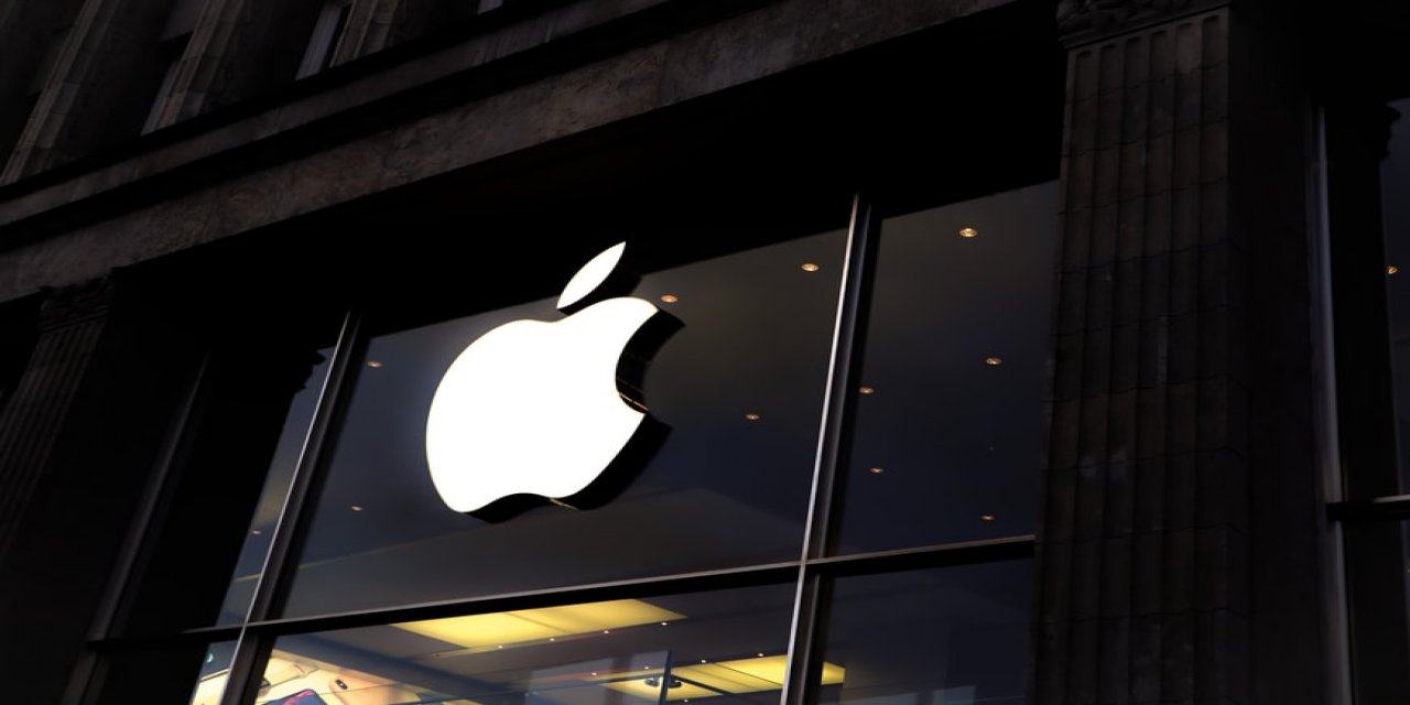 Apple, En Ucuz iPhone Modeli SE 3'ü Tanıtacağı Tarihi Açıkladı