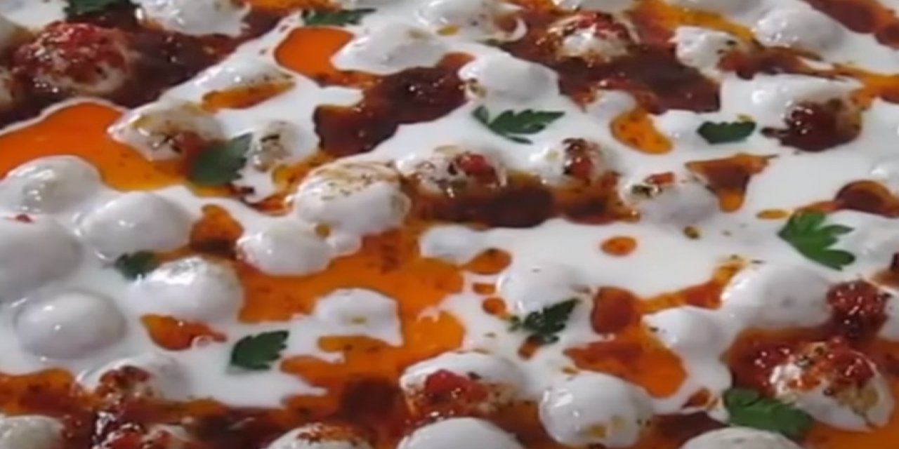 Son Zamanların En Popüler Köftesi Fellah Köftesi Nasıl Yapılır? Lokum Gibi Pişirme Önerisiyle tarifi..