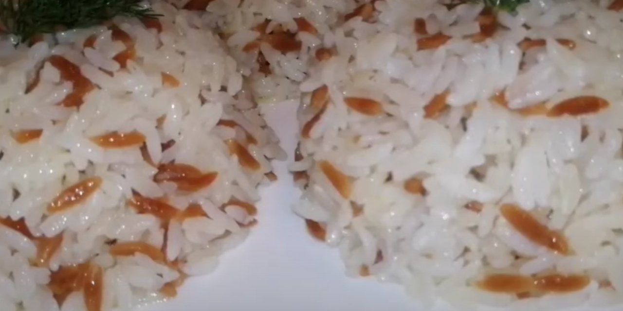 Bembeyaz Tane Tane Sokak Pilavcılarındaki Gibi Lezzetli Tarifiyle Pirinç Pilavının Sırrı!