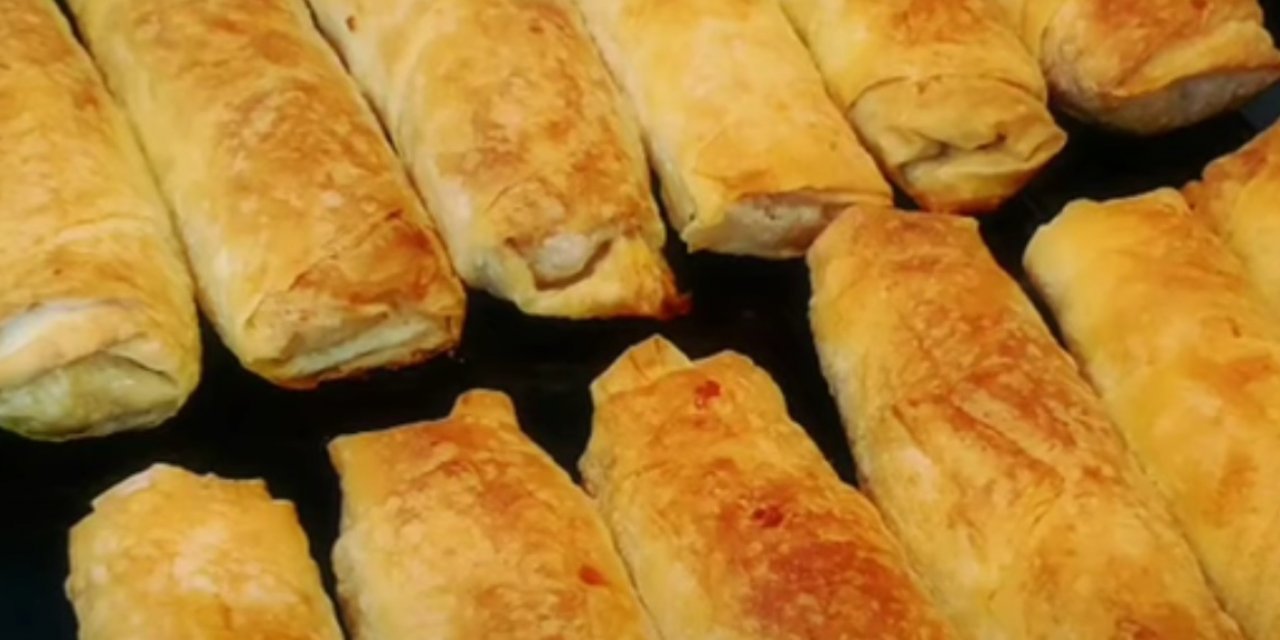 Fırında Beşamel Soslu Tavuklu Bezelyeli Börek Tarifi ve Malzemeleri