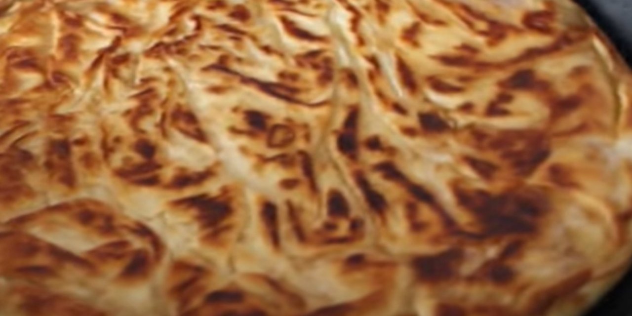 3 Adet Yufkayla Yapılan Hem Kolay Hem Lezzetli Peynirli Börek Tarifi
