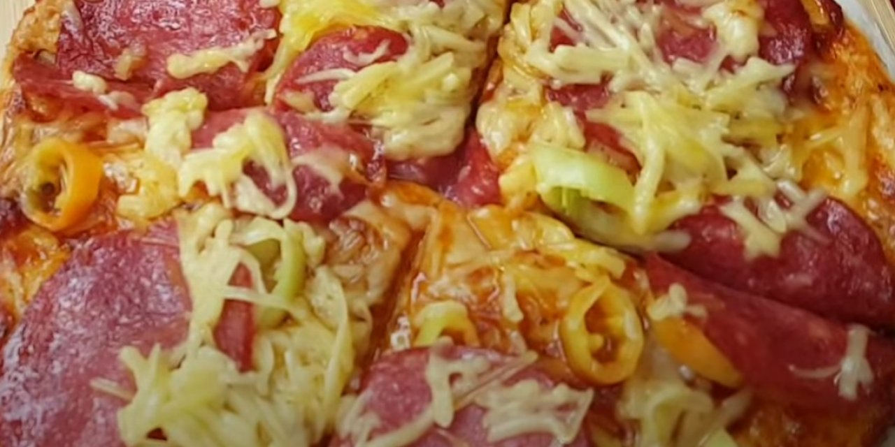 2 Hazır Lavaştan veya Yufkadan Hazırlanan Çıtır Çıtır Tavada Pizza Tarifi Üstelik Az Malzemeyle